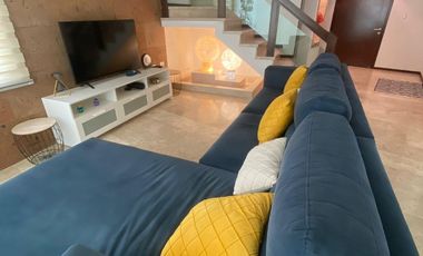 CASA TOTALMENTE AMUEBLADA EN RENTA EN LOMAS DE ANGELOPOLIS PUEBLA