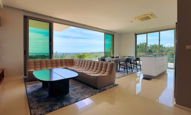 3 Bedroom Hilltop Condo with Exclusive Views and large Outdoor Terrace