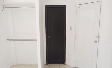 Casa de alquiler en Mucho Lote 1, 3 dormitorios, 1 parqueo cerrado.