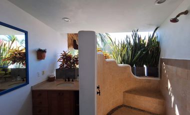 Zihuatanejo Playa Blanca Casa En Venta A Orilla Del Mar