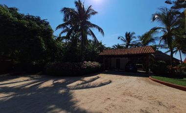 Zihuatanejo Playa Blanca Casa En Venta A Orilla Del Mar