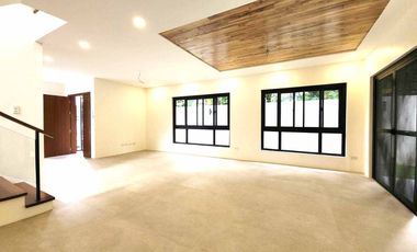 3 Storey House and Lot for sale in Filinvest Subdivision Batasan Hills near Commonwealth Quezon City