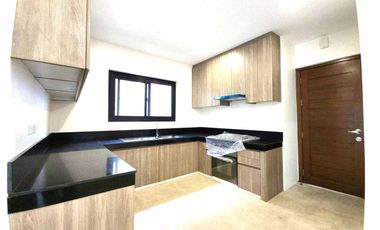 3 Storey House and Lot for sale in Filinvest Subdivision Batasan Hills near Commonwealth Quezon City