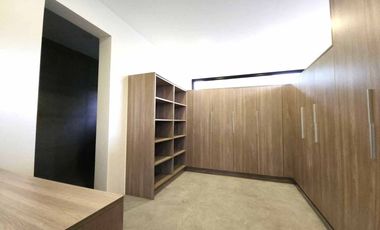 3 Storey House and Lot for sale in Filinvest Subdivision Batasan Hills near Commonwealth Quezon City