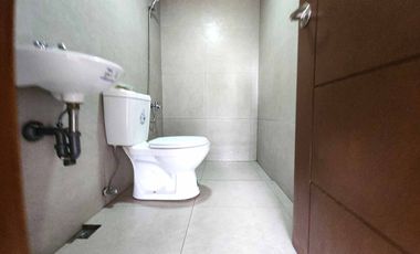 3 Storey House and Lot for sale in Filinvest Subdivision Batasan Hills near Commonwealth Quezon City