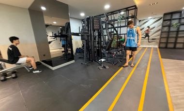 Disewakan Tahunan/Bulanan Townhouse Mediterania Garden Residences 1-Lantai Ground langsung taman + Pool 2 ha