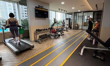 Disewakan Tahunan/Bulanan Townhouse Mediterania Garden Residences 1-Lantai Ground langsung taman + Pool 2 ha