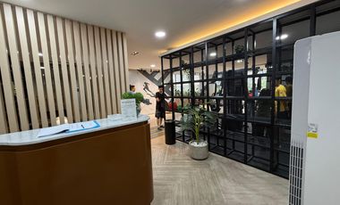 Disewakan Tahunan/Bulanan Townhouse Mediterania Garden Residences 1-Lantai Ground langsung taman + Pool 2 ha