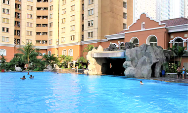 Disewakan Tahunan/Bulanan Townhouse Mediterania Garden Residences 1-Lantai Ground langsung taman + Pool 2 ha