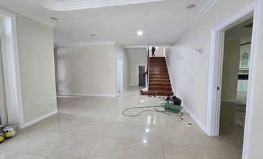 Spacious 4BR House w/ AV Room & Large Attic in Palladium Subd. Mandaluyong For Sale