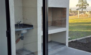 Se Venden hermosas casas a estrenar en Portales del Tala!! APTA CREDITO 800