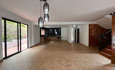 Casa en Arriendo en Loma Del Escobero , Envigado Antioquia