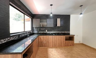 Casa en Arriendo en Loma Del Escobero , Envigado Antioquia
