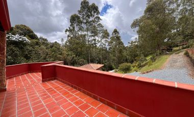 Casa en Arriendo en Loma Del Escobero , Envigado Antioquia