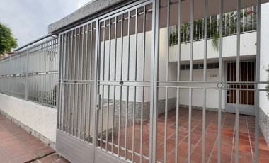 ARRIENDO CASA PARA FAMILIAR O EMPRESA