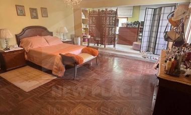 VENTA DE CASA PARA INVERSION - CHACARILLA SAN BORJA