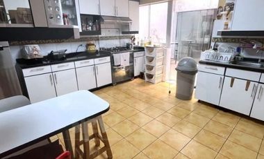 VENTA DE CASA PARA INVERSION - CHACARILLA SAN BORJA
