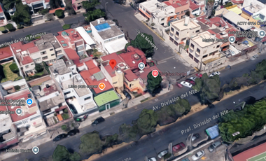 Edificio con oficinas 2da Secc Prado Coapa Coyoacán Ciudad de México.