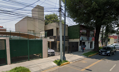 Edificio con oficinas 2da Secc Prado Coapa Coyoacán Ciudad de México.