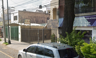 Edificio con oficinas 2da Secc Prado Coapa Coyoacán Ciudad de México.