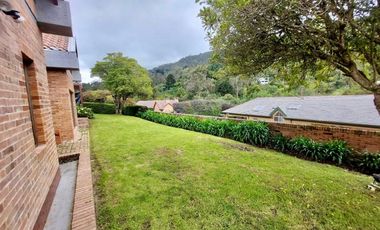 Bella Casa Campestre rodeada por montañas en La Calera a 25 minutos de Bogotá