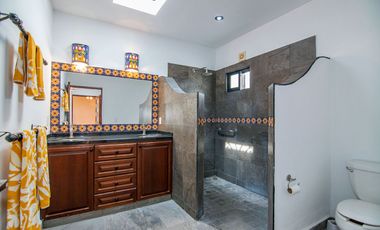 Espectacular casa en el corazon de Ajijic!