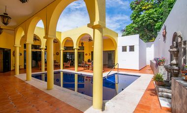 Espectacular casa en el corazon de Ajijic!