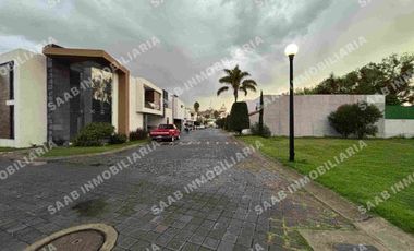 Terreno en calzada Zavaleta