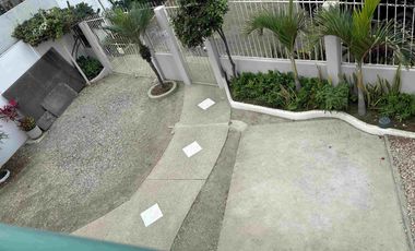 DEPARTAMENTO AMOBLADO EN ALQUILER CON TERRAZA Y PARQUEO EN SALINAS