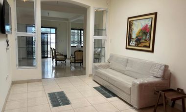 DEPARTAMENTO AMOBLADO EN ALQUILER CON TERRAZA Y PARQUEO EN SALINAS