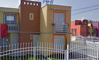 Casa en venta en calle Jardín de Las Estrellas, col. Hacienda del Jardín, Santiago Teyahualco, Edo. de México