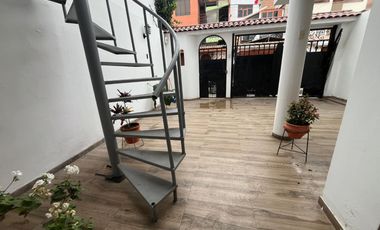 Se Alquila Departamento – 1Er Piso – Urb. Sagitario