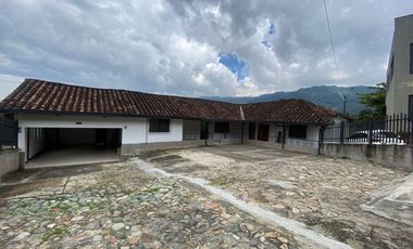 Casa Comercial en Arriendo en  La Mina ,Envigado Antioquia