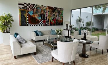 VENDO PRECIOSA Y MODERNA CASA EN LA ENCANTADA DE VILLA