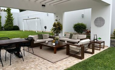 VENDO PRECIOSA Y MODERNA CASA EN LA ENCANTADA DE VILLA