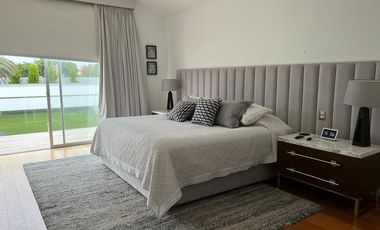 VENDO PRECIOSA Y MODERNA CASA EN LA ENCANTADA DE VILLA