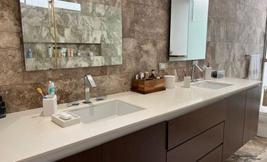 VENDO PRECIOSA Y MODERNA CASA EN LA ENCANTADA DE VILLA