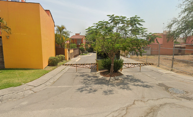 !! Inversión Segura y Rentable  en Bienes Raíces, casa en Col. Tetecalita, Morelos, México