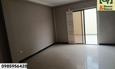 ALQUILO      CASA VILLA CLUB    (Etapa Floral)