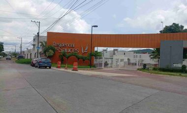 Casa de 2 niveles 2 recamaras. Residencial los Sauces Morelos