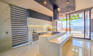 Exclusivo Penthouse de lujo EN RENTA con doble altura de dos pisos