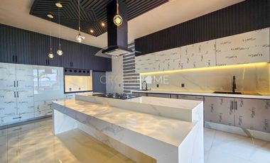 Exclusivo Penthouse de lujo EN RENTA con doble altura de dos pisos