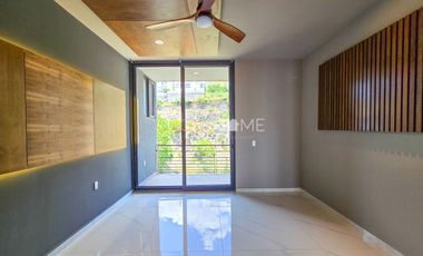 Exclusivo Penthouse de lujo EN RENTA con doble altura de dos pisos