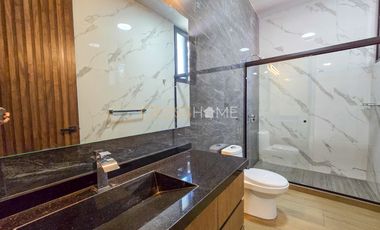 Exclusivo Penthouse de lujo EN RENTA con doble altura de dos pisos