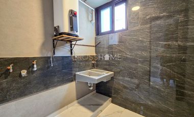 Exclusivo Penthouse de lujo EN RENTA con doble altura de dos pisos