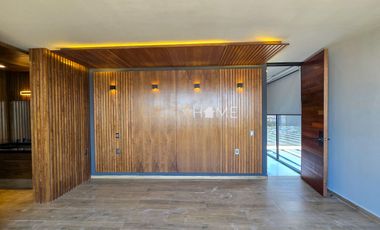 Exclusivo Penthouse de lujo EN RENTA con doble altura de dos pisos