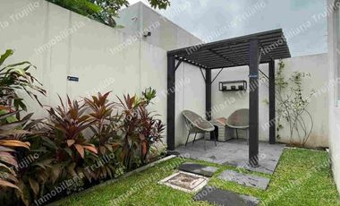 VENDO CASA AL PONIENTE DE LA CD DE VERACRUZ, CERCA TAMSA