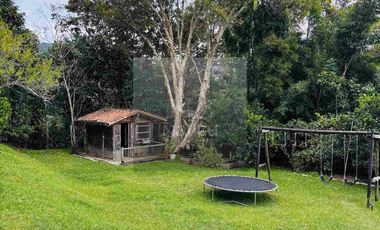 Finca en Parcelación cerrada vía La Ceja - Rionegro