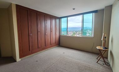 VENDO DEPARTAMENTO EN ULTIMO PISO EN EL CENTRO DE XALAPA  (TIENE ELEVADOR)