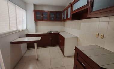 VENDO DEPARTAMENTO EN ULTIMO PISO EN EL CENTRO DE XALAPA  (TIENE ELEVADOR)